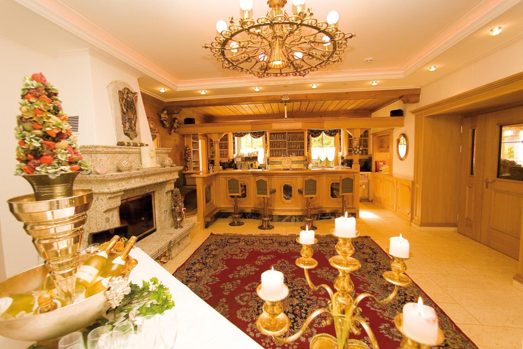 Gartenhotel Maria Theresia Хал ин Тирол Екстериор снимка