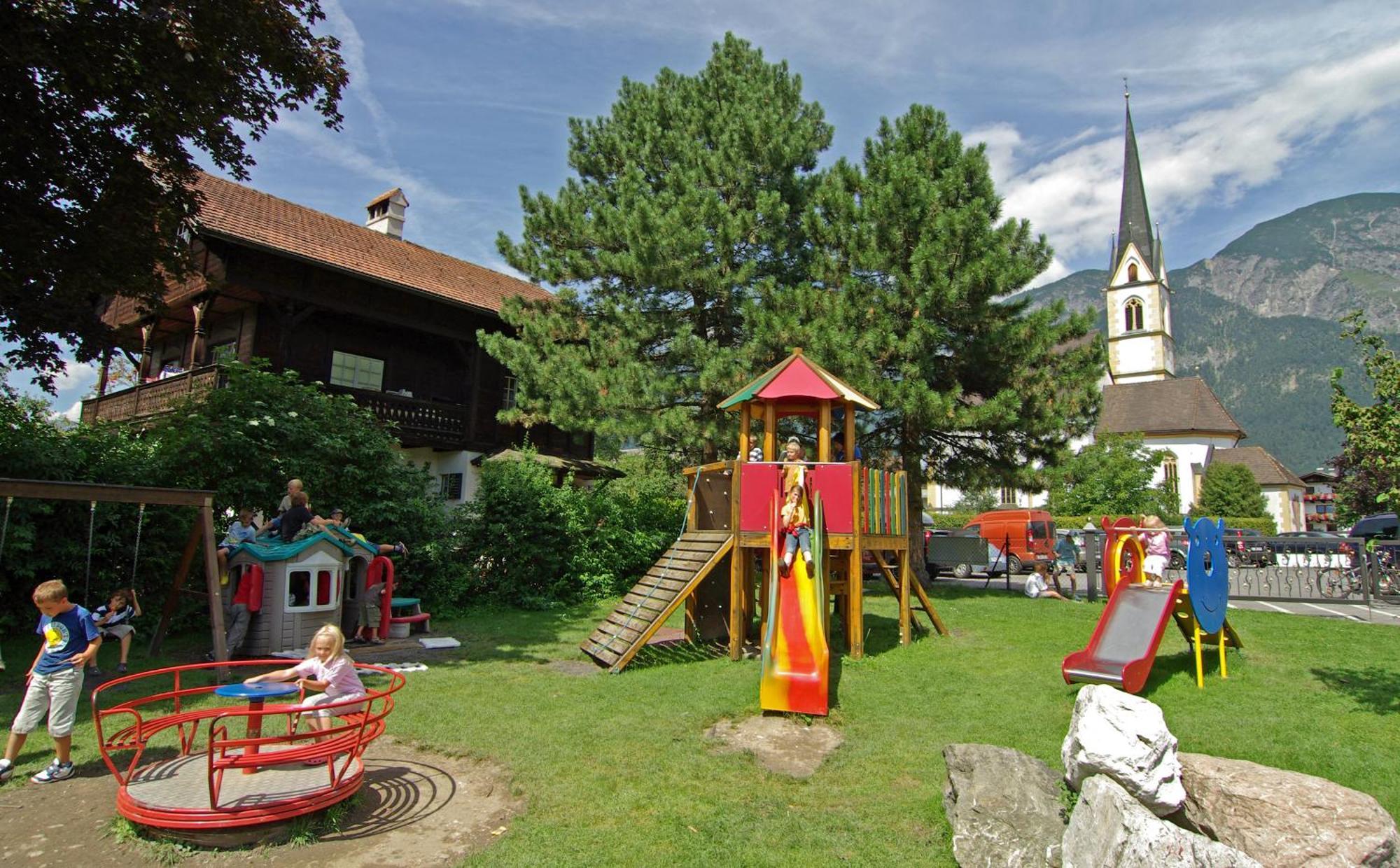 Gartenhotel Maria Theresia Хал ин Тирол Екстериор снимка