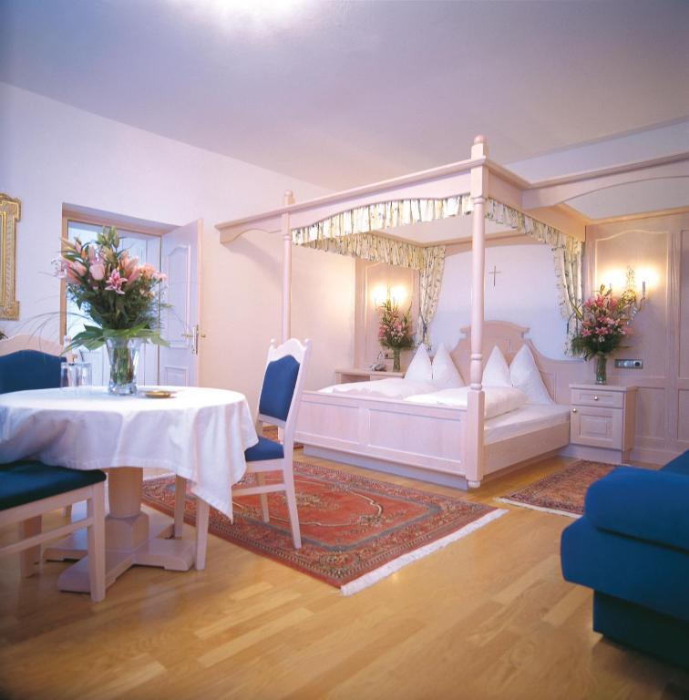 Gartenhotel Maria Theresia Хал ин Тирол Стая снимка